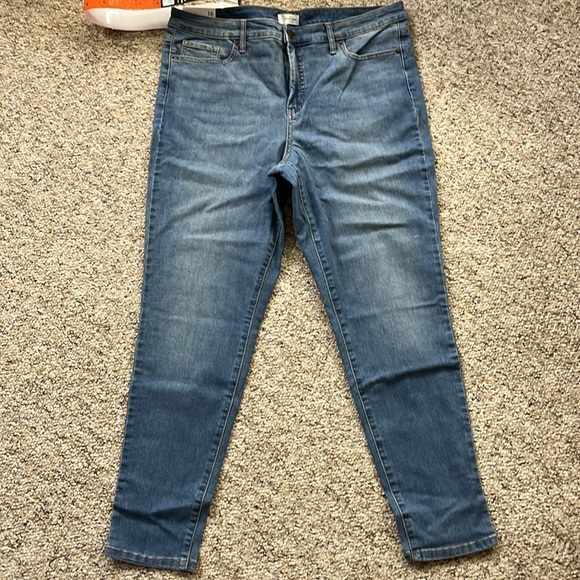 Jessica Simpson High Rise Skinny Size 16 Jean Pant NWT - Picture 5 of 8